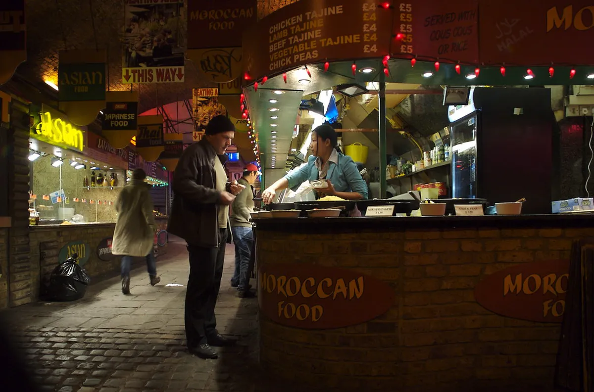 11 Best Things to Do Near the Labyrinth under Vegetable Market