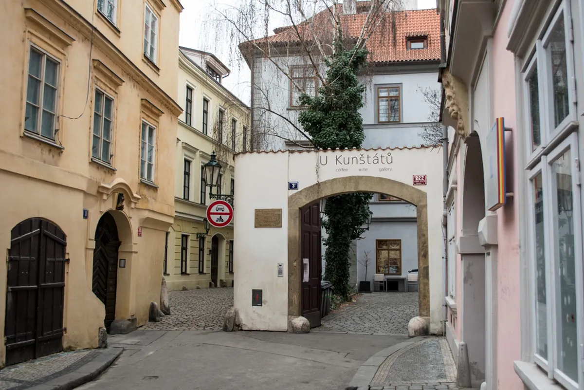 10 Best Hidden Cafes in Prague Old Town (2026 Guide)